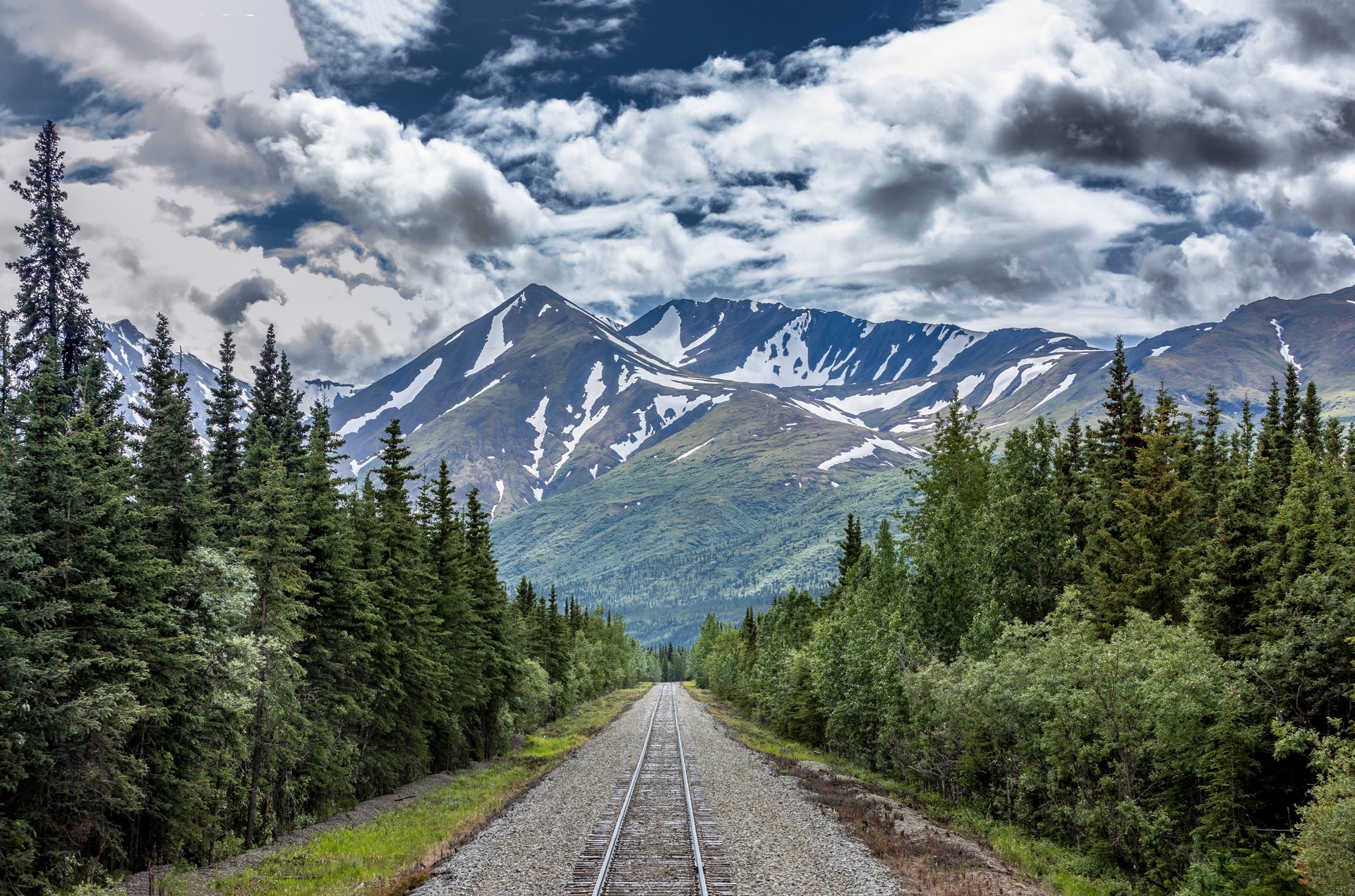 Railroad to Denali National Park, Alaska with impressive mountains